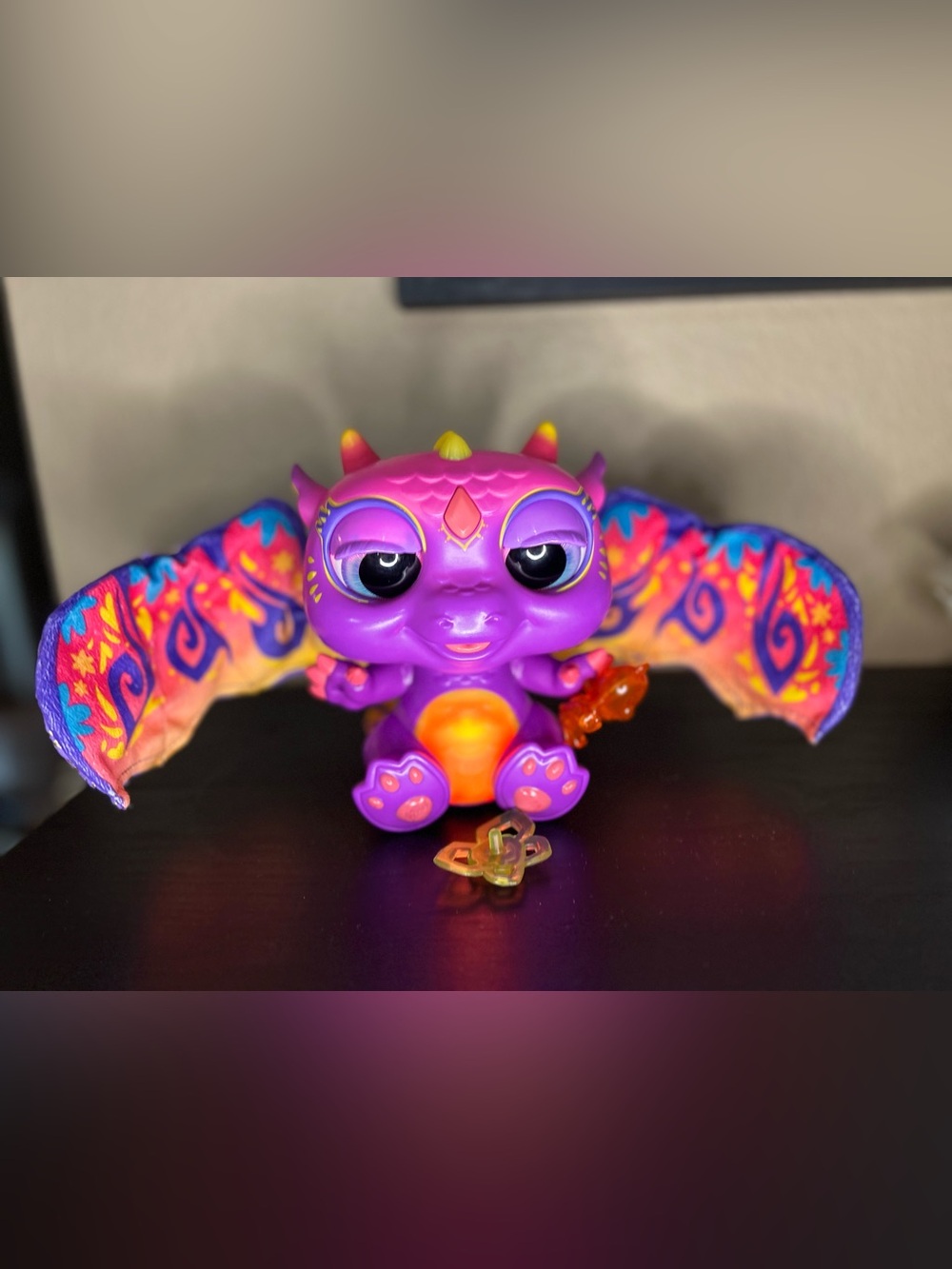 Hasbro furReal Moodwings Baby Dragon Toy + 2 Accessories